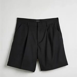 Urban Outfitters Black Women's Trousers Pleated Shorts